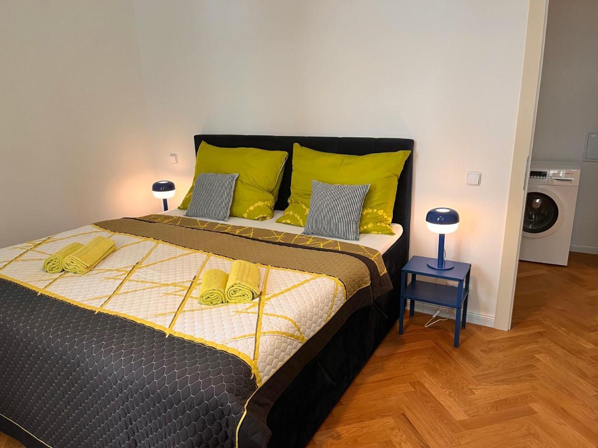 Amazing Apartment Zborovska Prague Extérieur photo